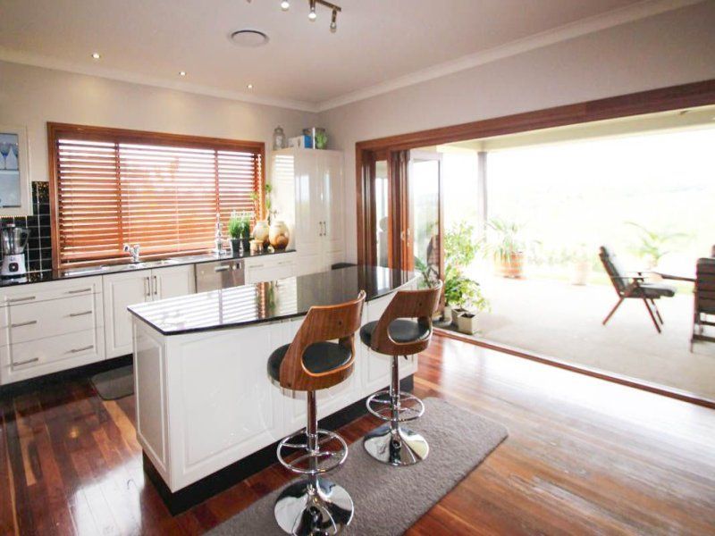 26 aub upward close singleton
