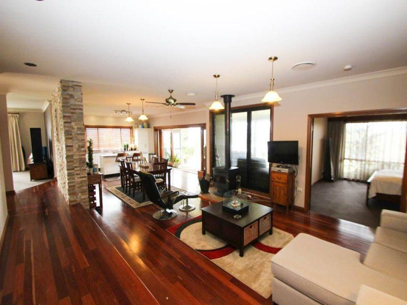26 aub upward close singleton