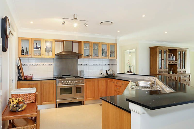 26 aub upward close singleton