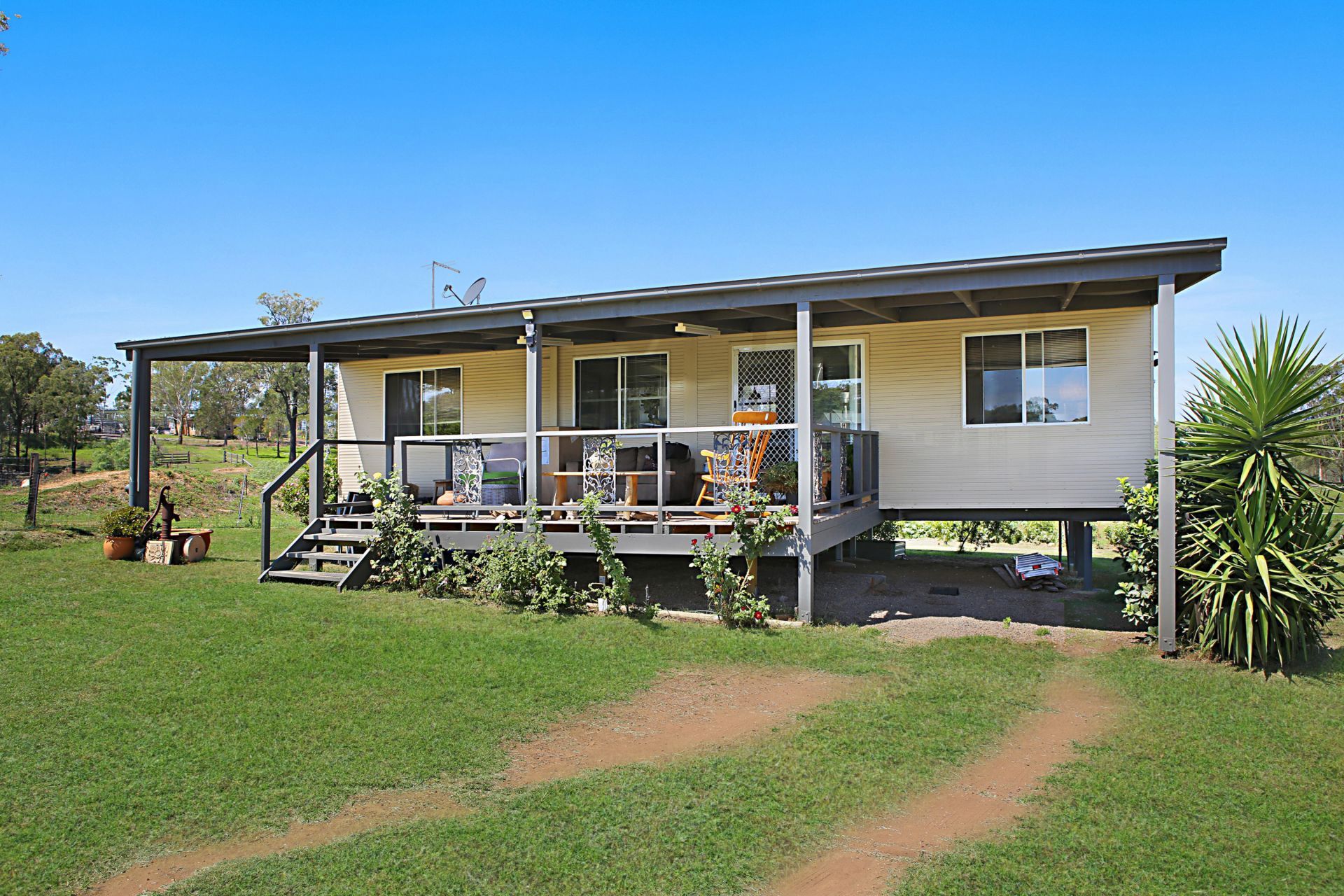 15 Glendon Road, Singleton NSW 2330 Property Information