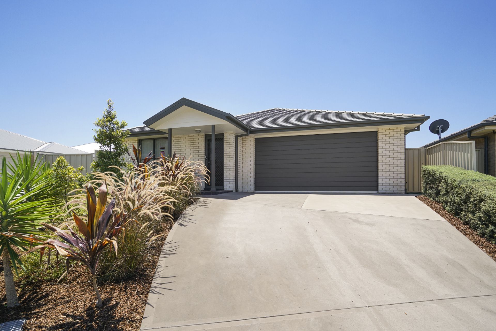 53 Broomfield Crescent, Singleton NSW 2330 House Sold