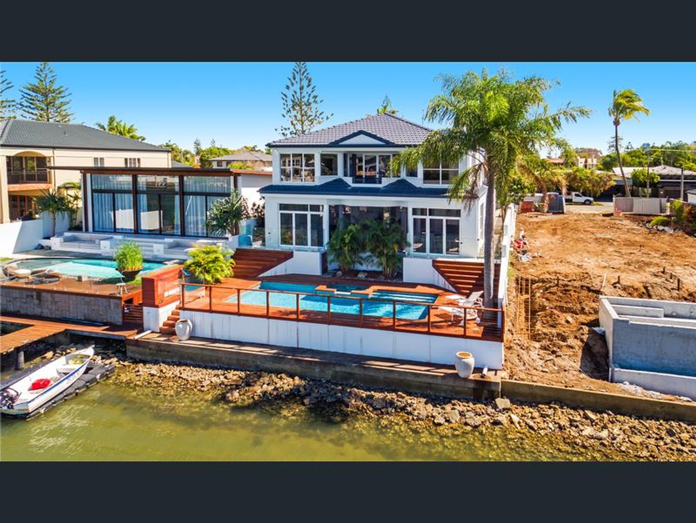 ISLE OF CAPRI QLD 4217 House Withdrawn Harcourts Coastal