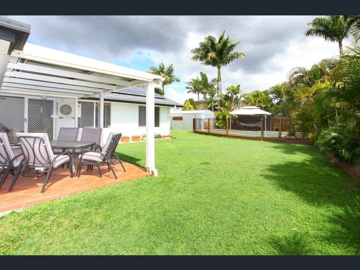 75 Monterey Keys Drive, HELENSVALE QLD 4212 House Leased