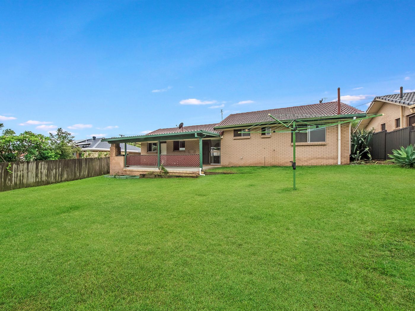 4 Luxor Street, SOUTHPORT QLD 4215 House Leased