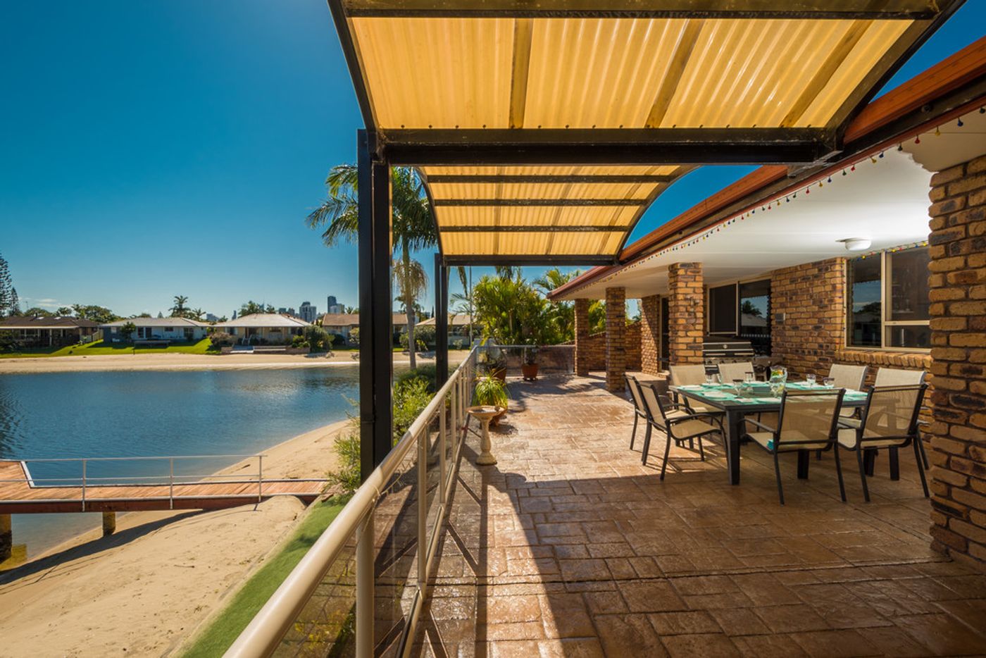 26 Cadence Avenue, MERMAID WATERS QLD 4218 House Sold