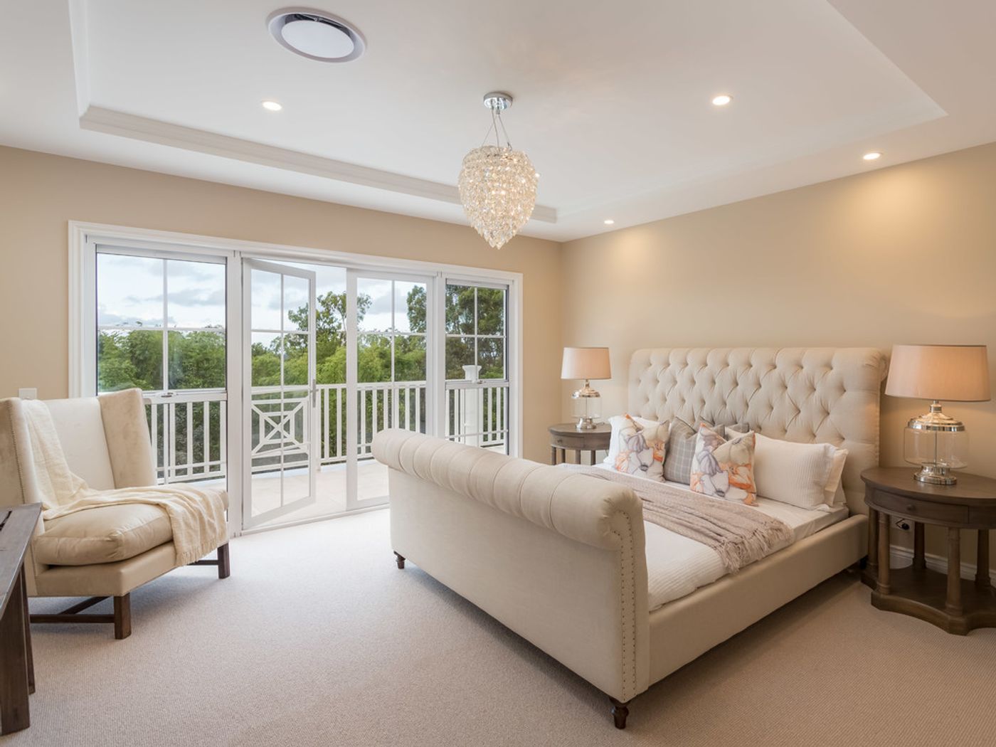 10 Sunnymeade Place 'Jabiru Estate', MUDGEERABA QLD 4213 House Sold