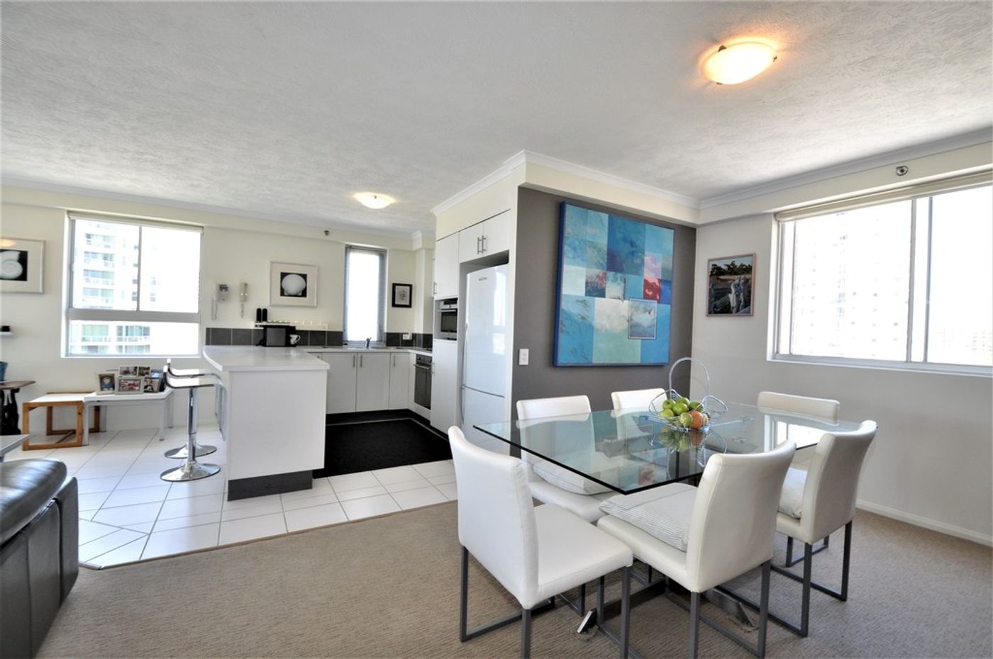 22/2894 'The Pinnacle' Gold Coast Highway, SURFERS PARADISE QLD 4217