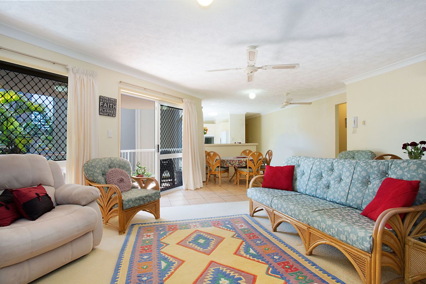 8/16 'Jubilee Views' Jubilee Avenue, BROADBEACH QLD 4218 Apartment Sold