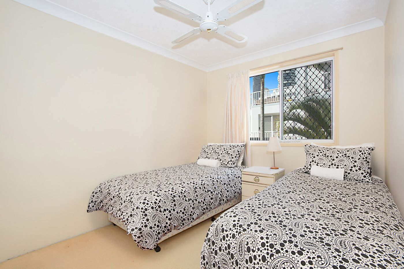 8/16 'Jubilee Views' Jubilee Avenue, BROADBEACH QLD 4218 Apartment Sold