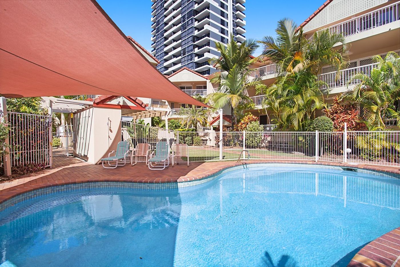 8/16 'Jubilee Views' Jubilee Avenue, BROADBEACH QLD 4218 Apartment Sold