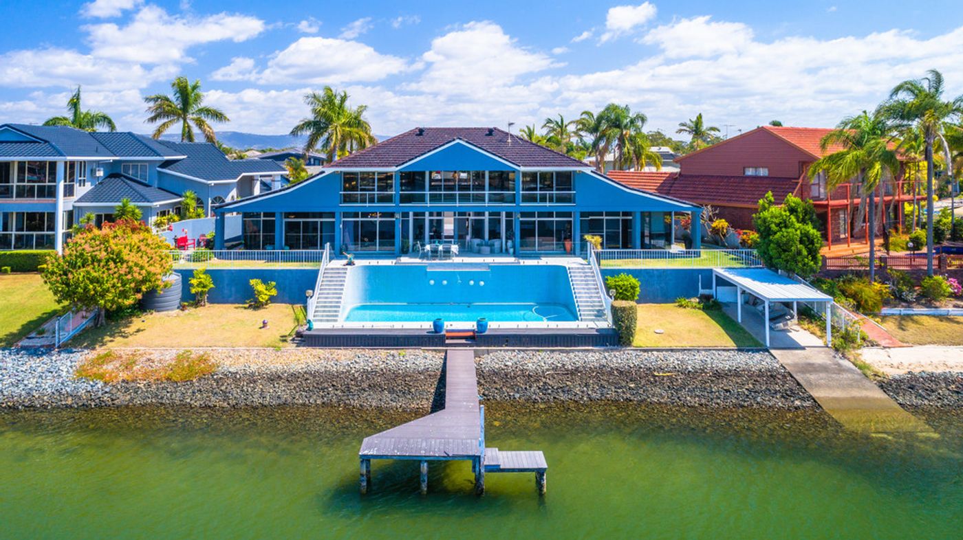 36 Pilot Court, MERMAID WATERS QLD 4218 House Sold