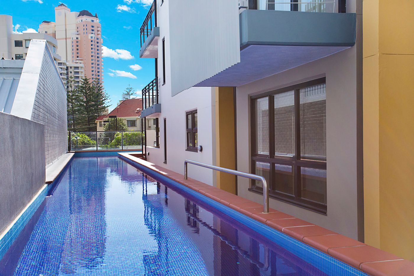4/10 Albert Avenue, BROADBEACH QLD 4218 Apartment Sold