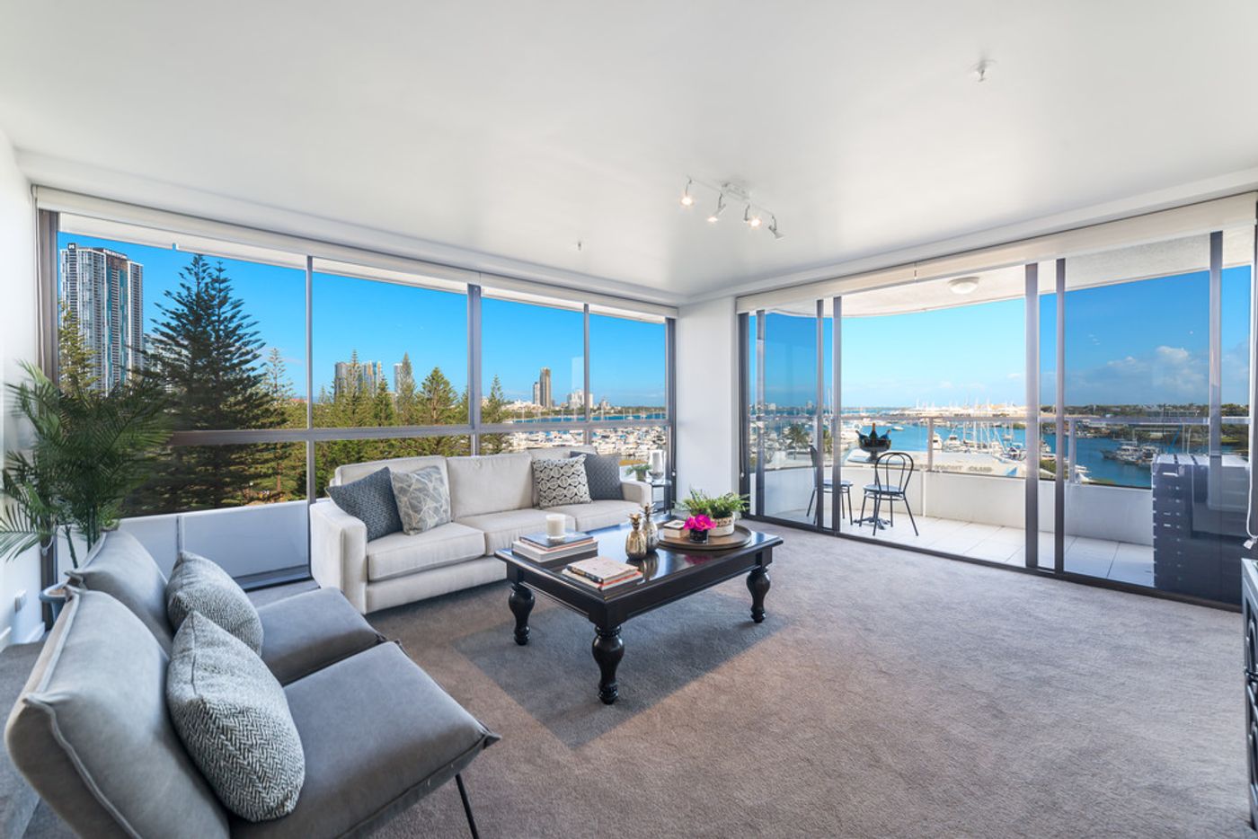 Apt 10 'Admiral North' 14 Macarthur Parade, MAIN BEACH QLD 4217