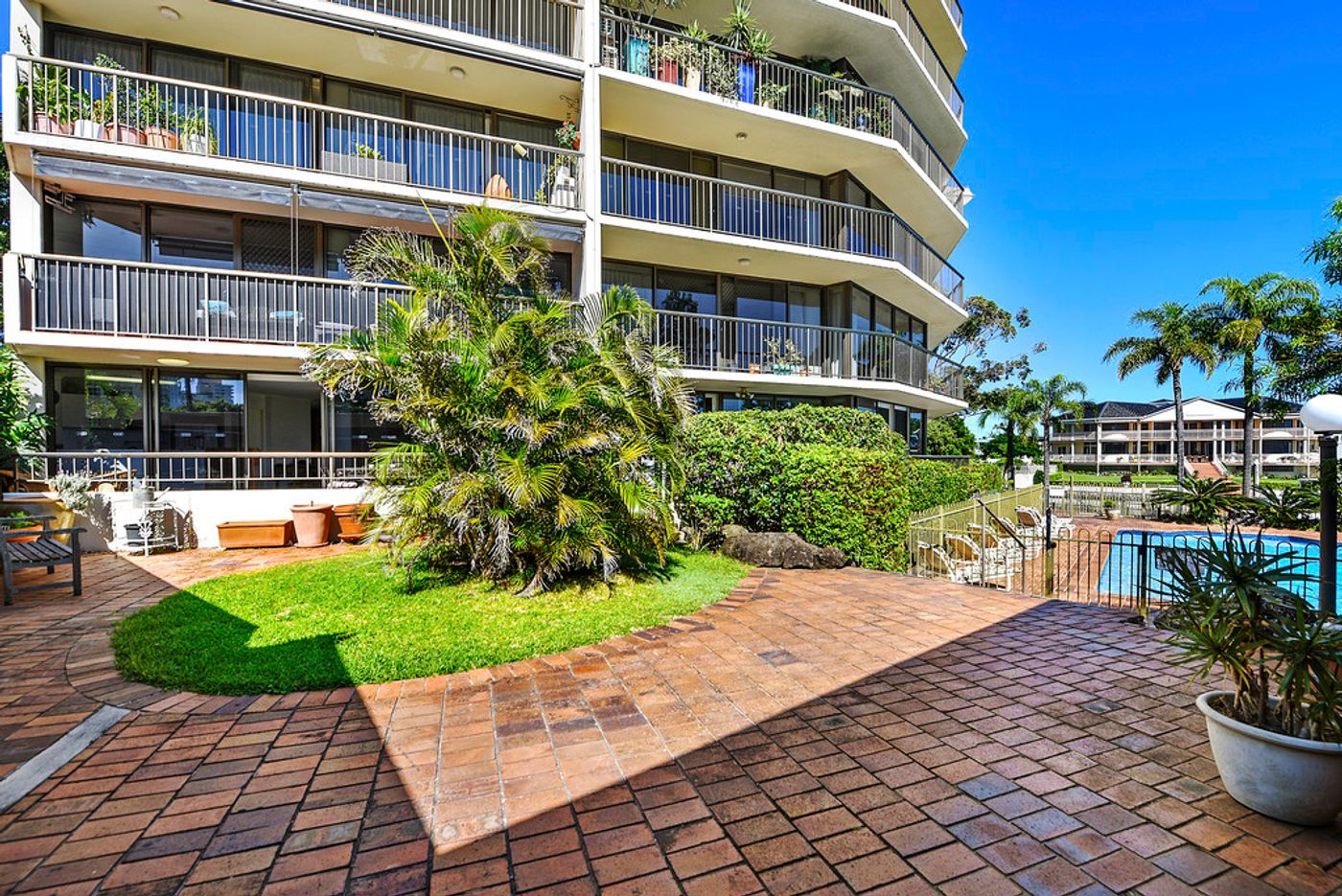 3/37 Monaco Street, SURFERS PARADISE QLD 4217 Unit Sold