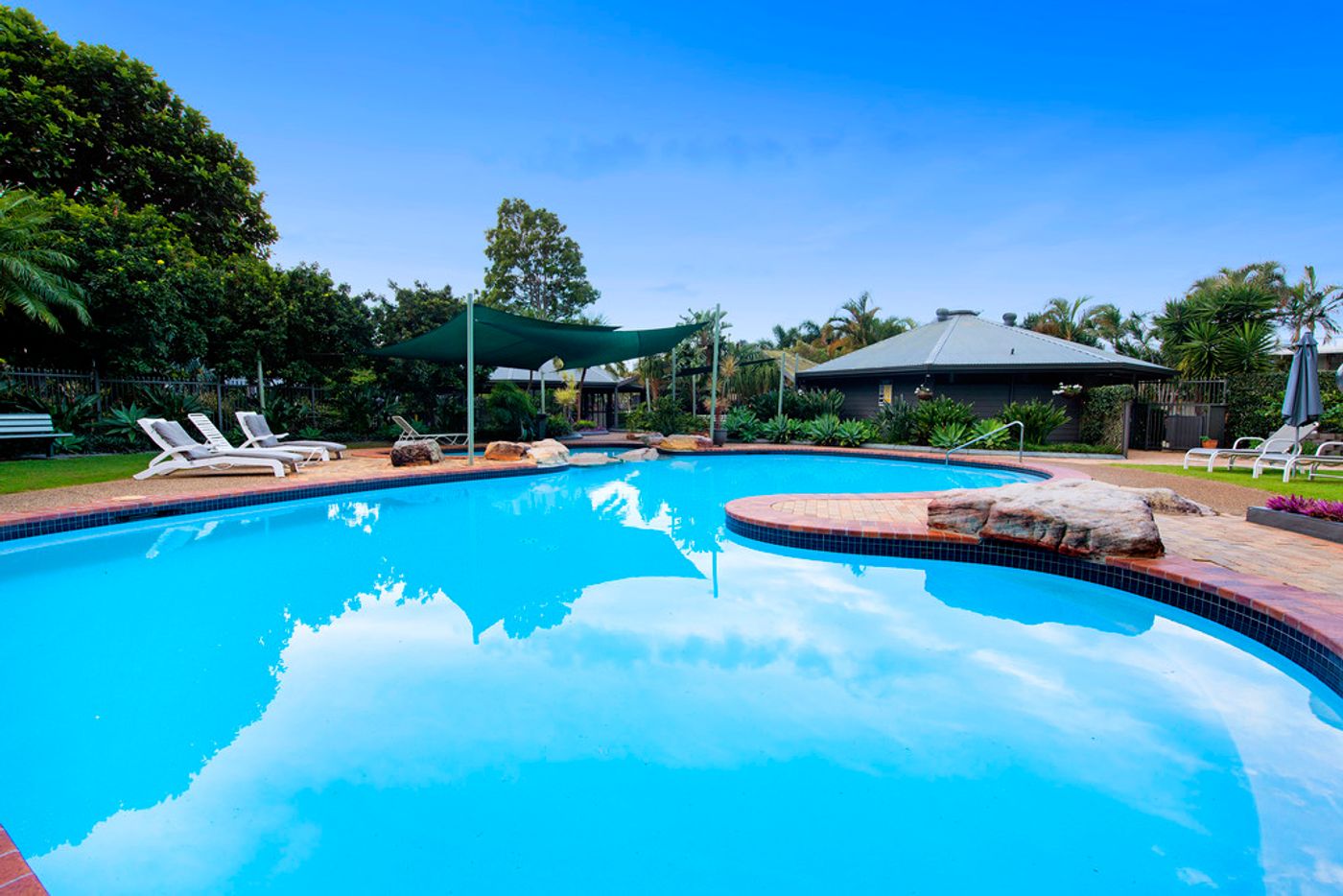 50/56 Hooker Boulevard, MERMAID WATERS QLD 4218 Apartment Sold