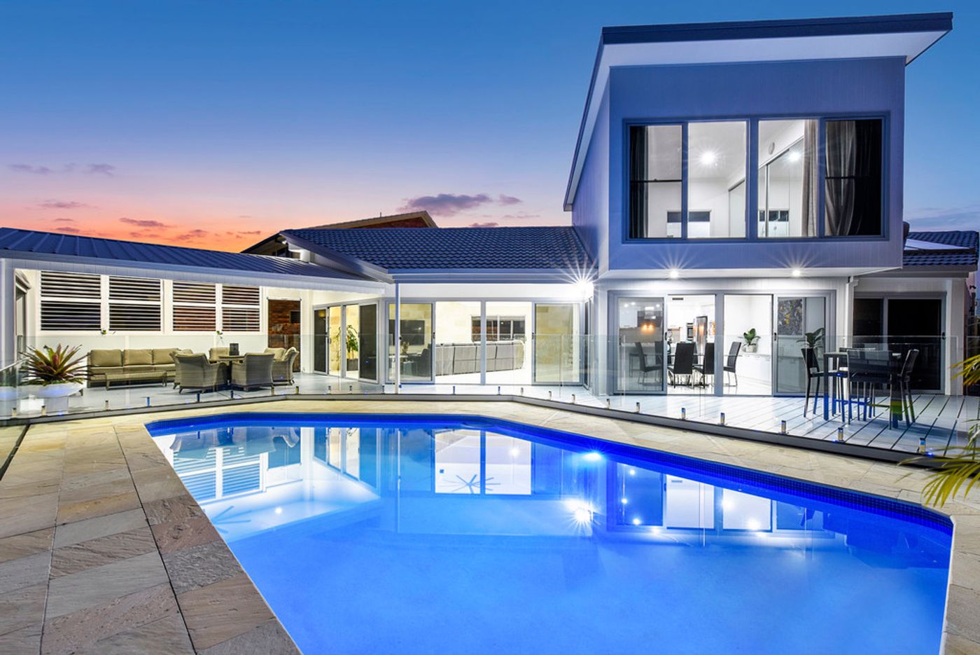 8 Angus Court, BENOWA WATERS QLD 4217 House Sold