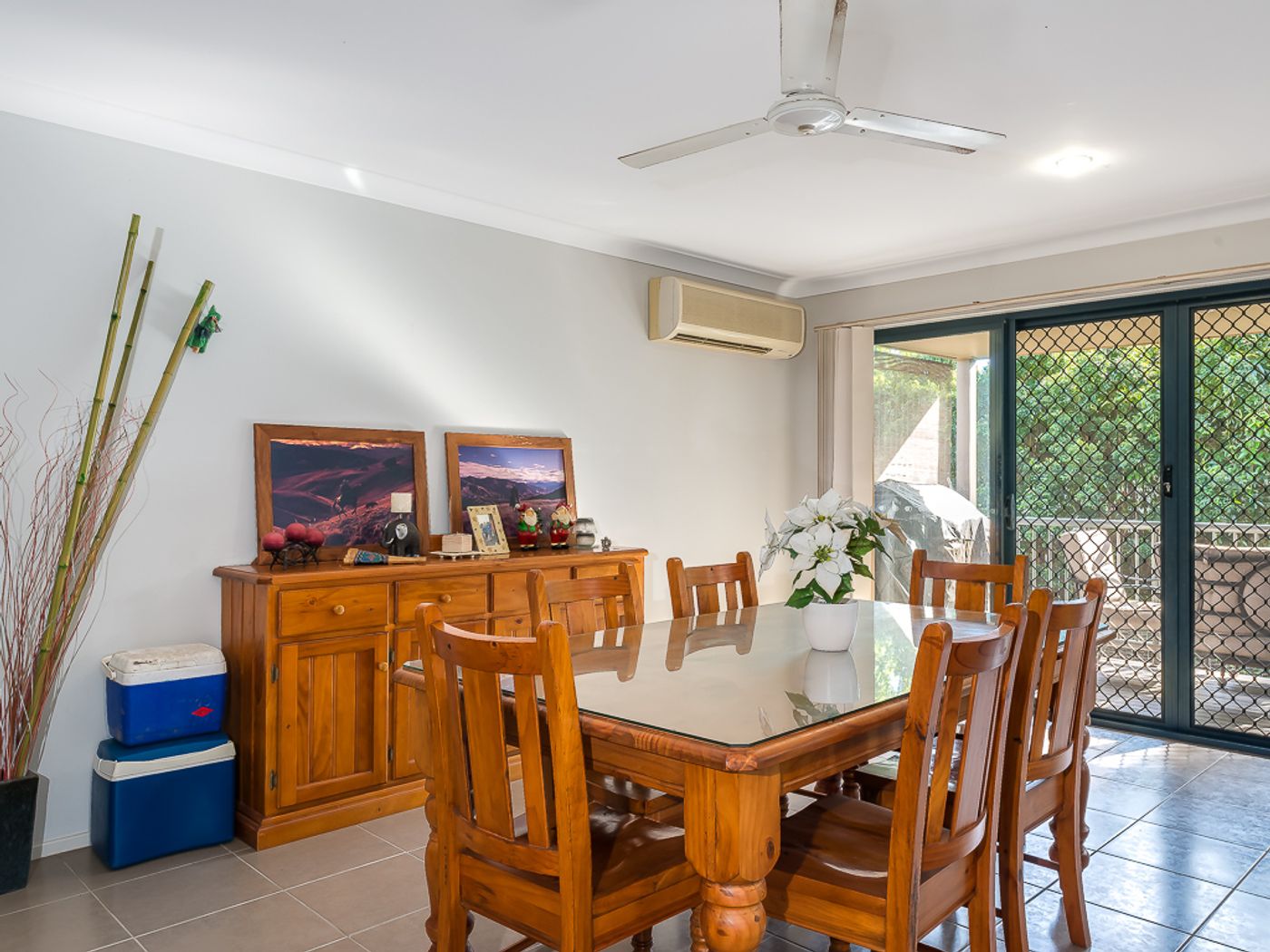 8 Cobb and Co Drive, OXENFORD QLD 4210 House Sold