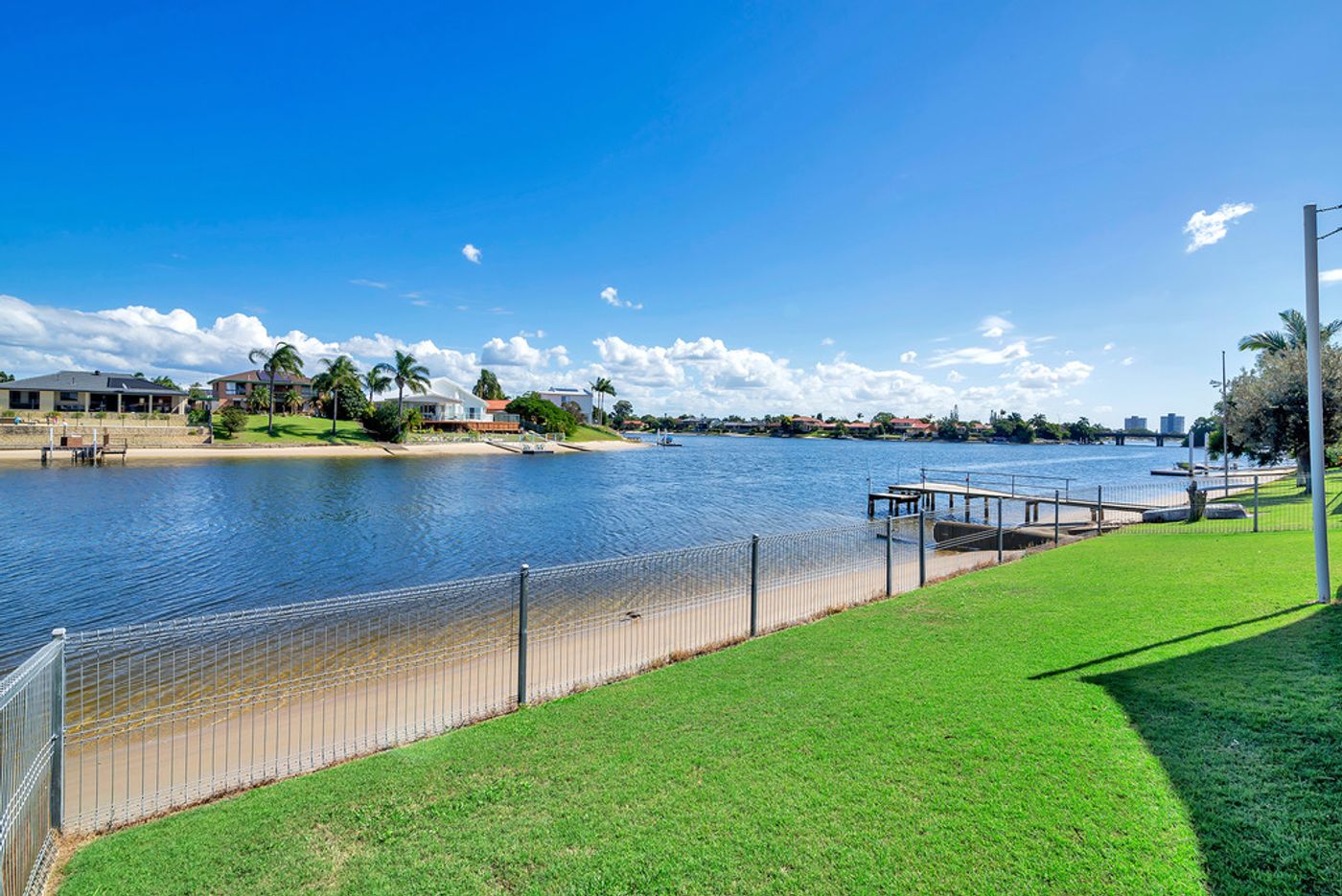 38 Arcadia Drive, MERMAID WATERS QLD 4218 House Sold