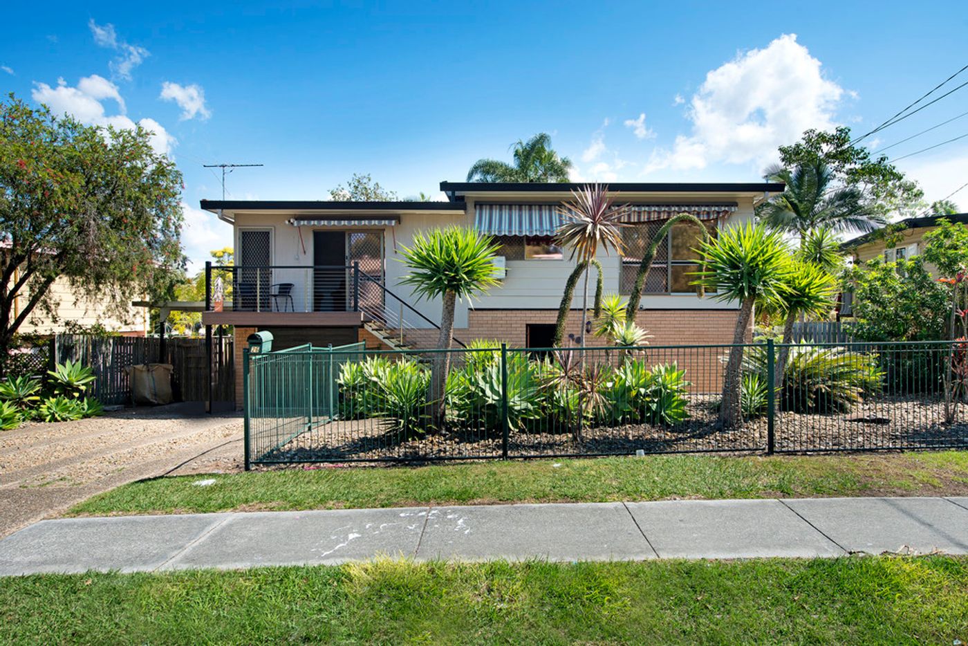 26 Camelia Avenue, LOGAN CENTRAL QLD 4114 House Sold