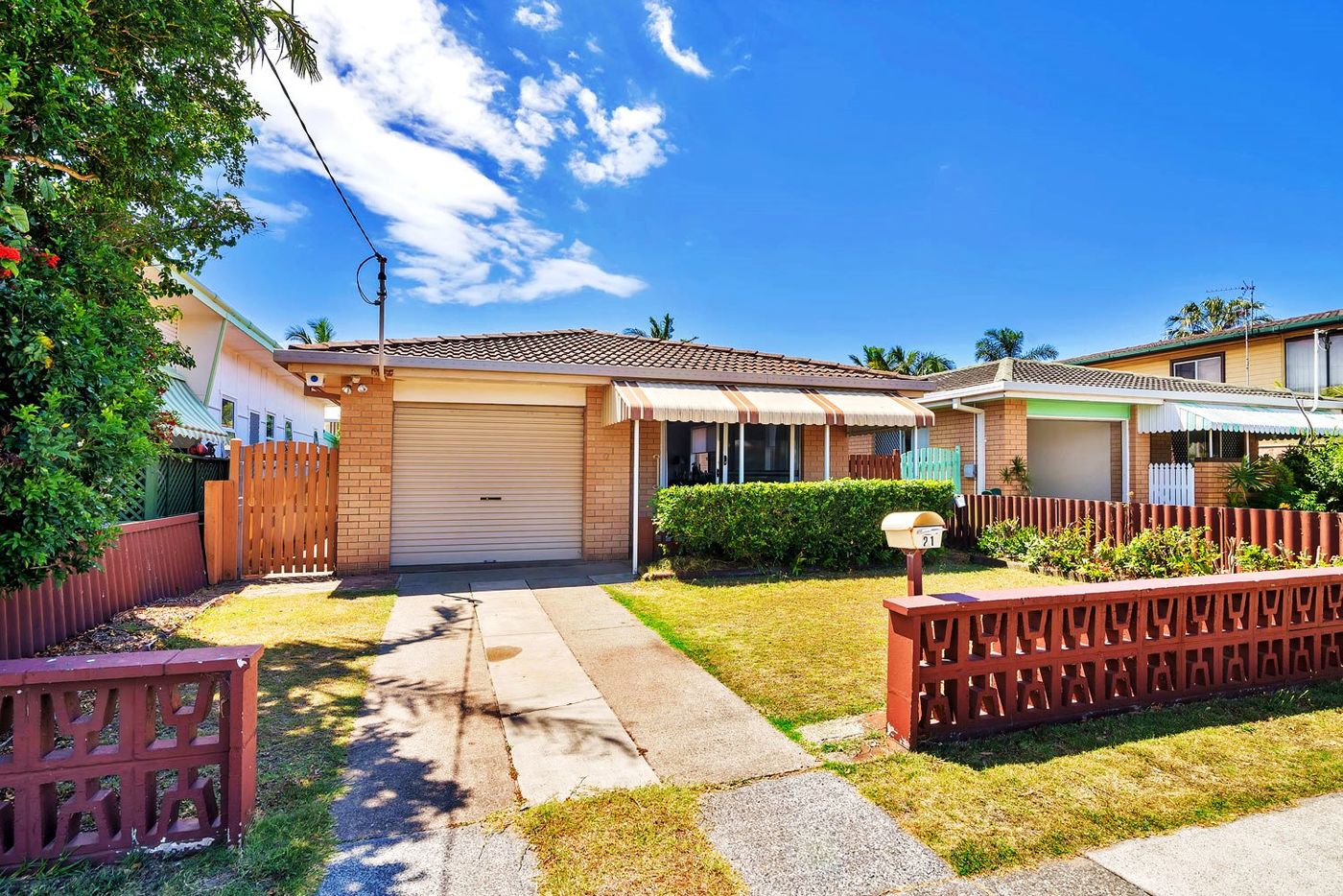 21 Dawn Parade, MIAMI QLD 4220 House Sold