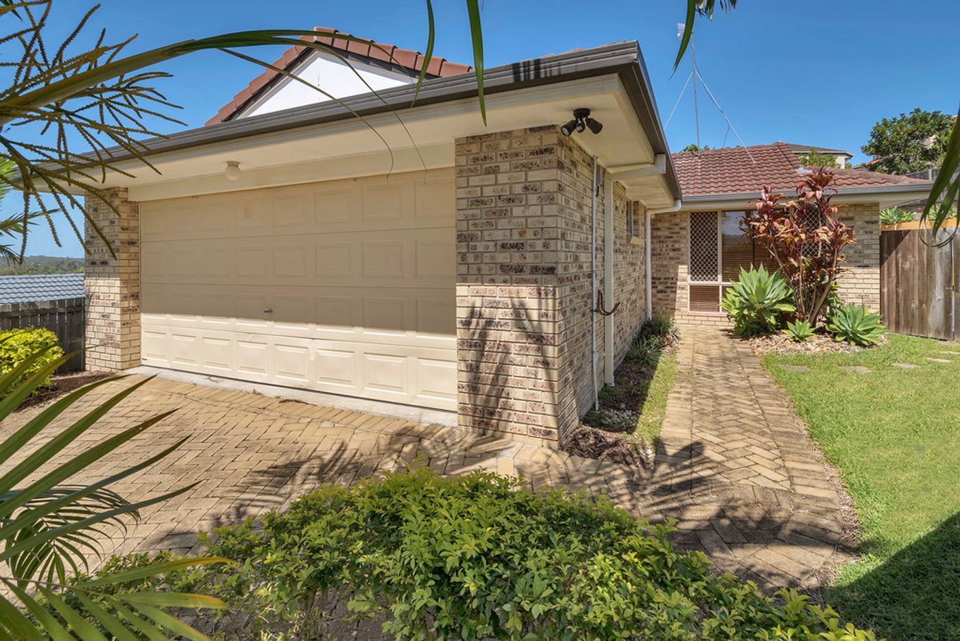 4 Edgehill Drive, NERANG QLD 4211 House Sold