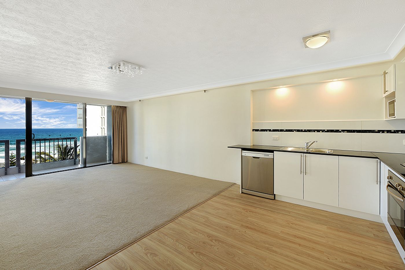 603 'Longbeach' 28 Northcliffe Terrace, SURFERS PARADISE QLD 4217