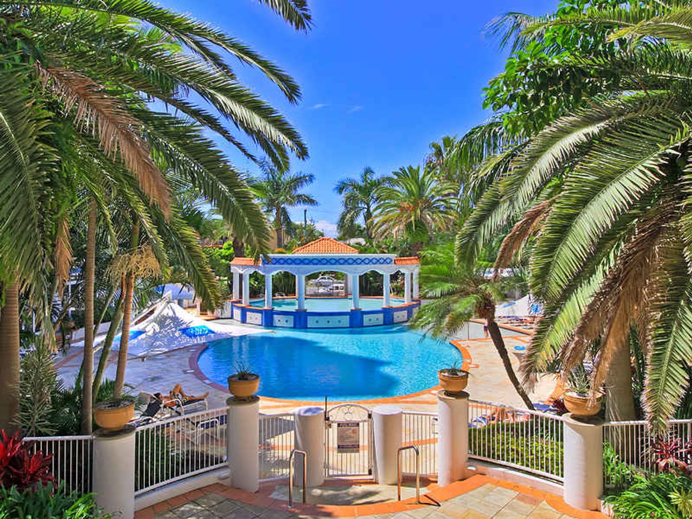 1081 'Bel Air" 26232633 Gold Coast Highway, BROADBEACH QLD 4218 Unit Sold