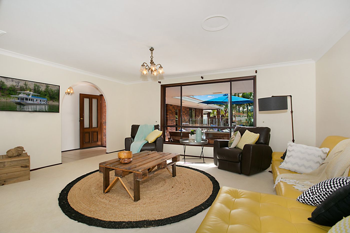 5 Cadence Avenue, MERMAID WATERS QLD 4218 House Sold