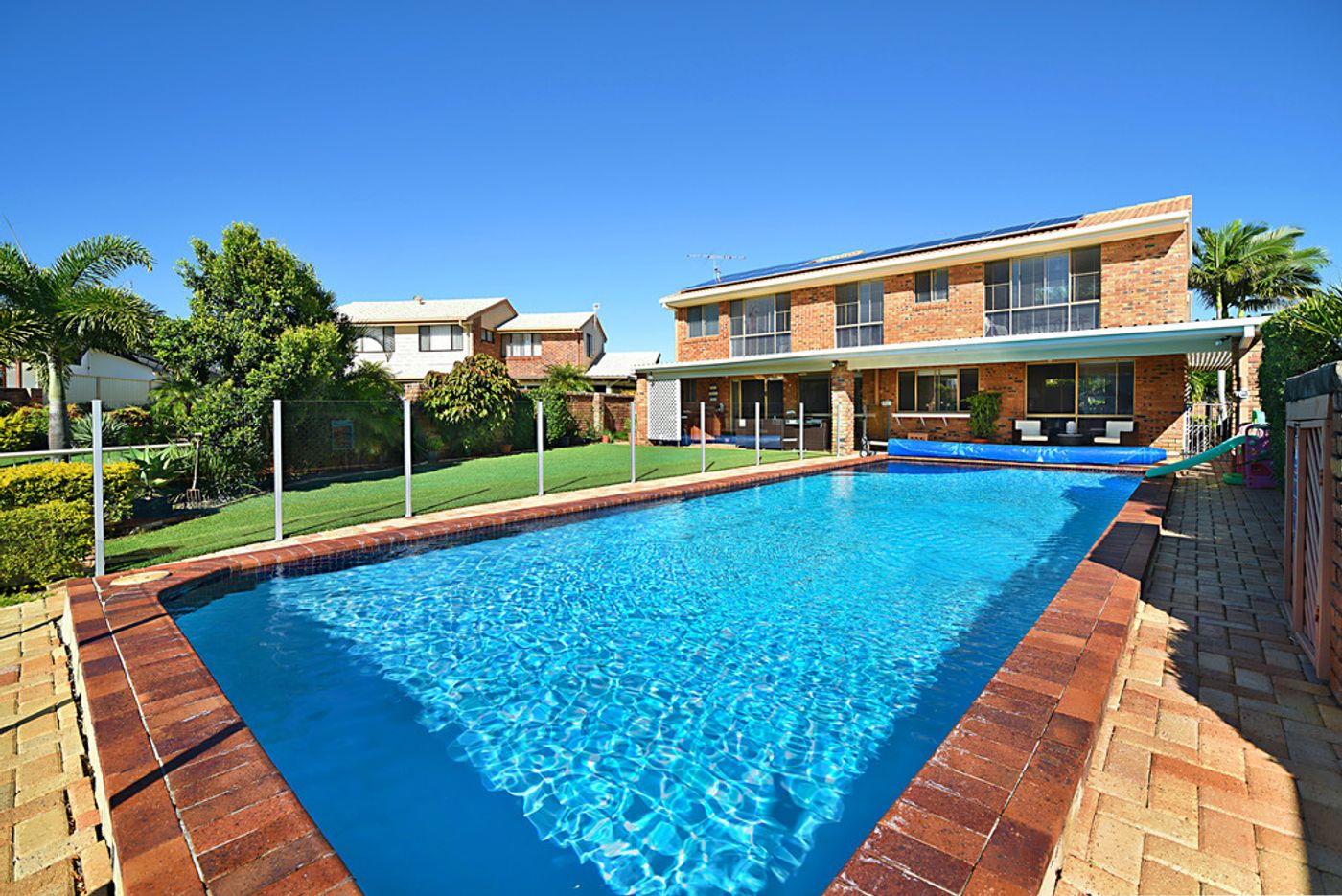 3 Seaspray Street, PARADISE POINT QLD 4216 House Sold