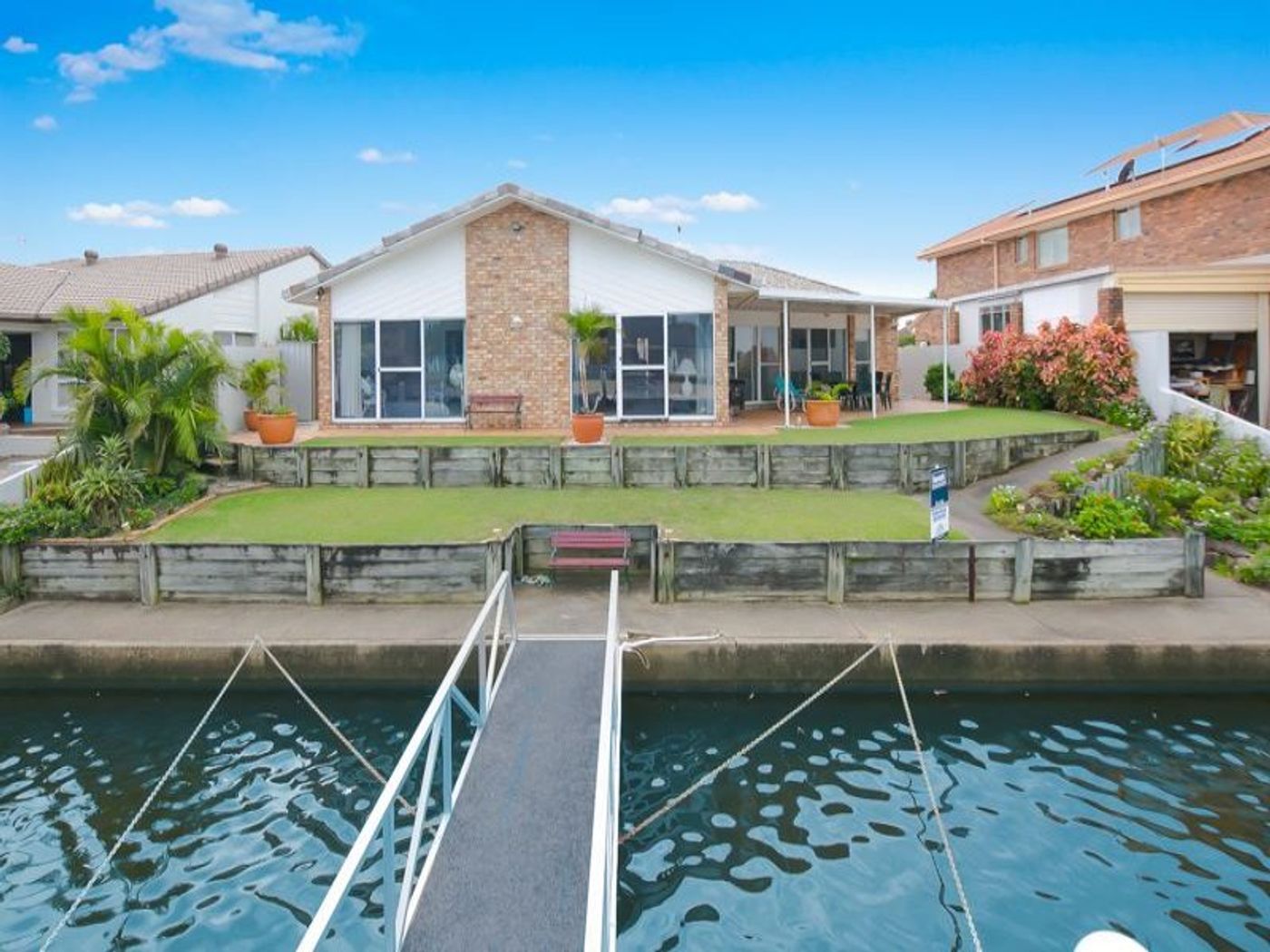 94 Sundance Way, RUNAWAY BAY QLD 4216 House Sold