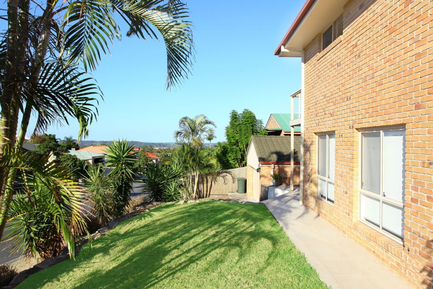 52 Armstrong Way, HIGHLAND PARK QLD 4211 House Sold