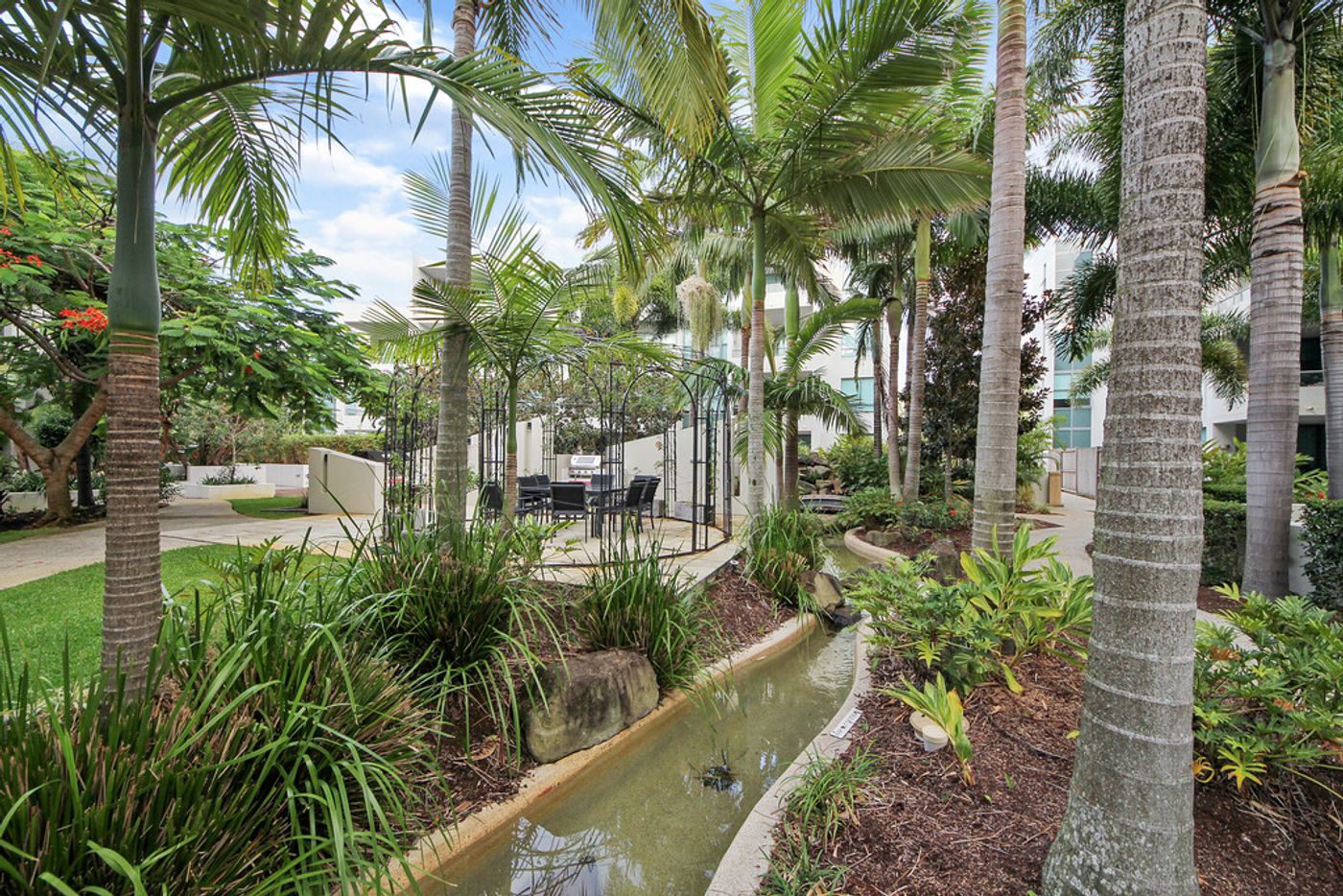 RUNAWAY BAY QLD 4216 Apartment Withdrawn Harcourts Coastal