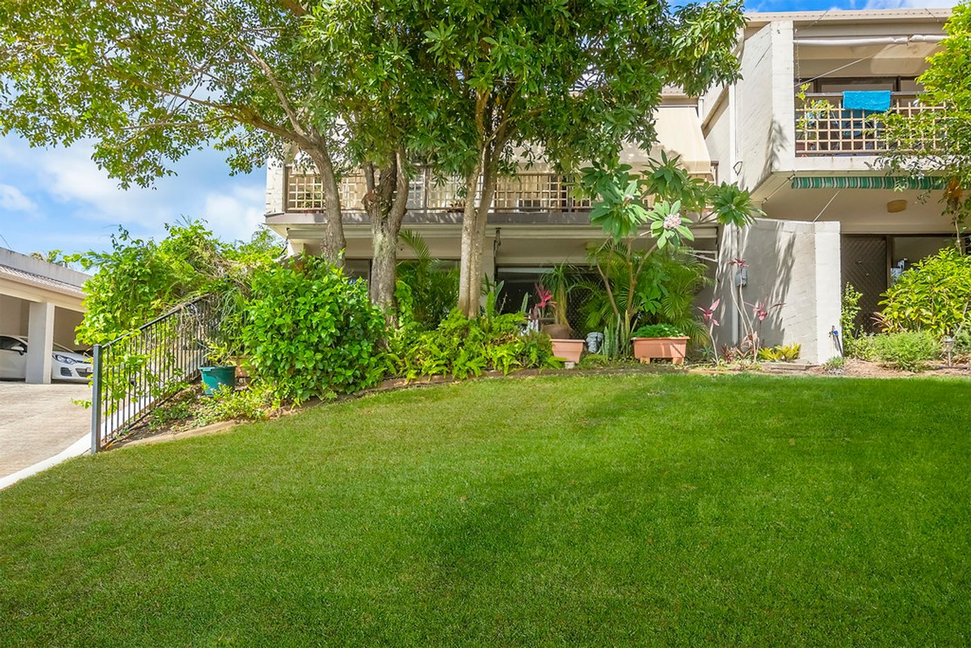 38/111 Markeri Street, MERMAID WATERS QLD 4218 Apartment Sold