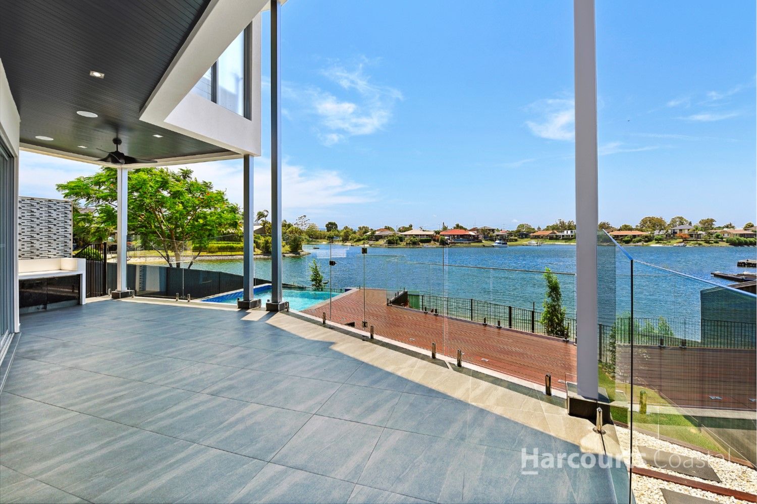 1/27 Delungra Street, BROADBEACH WATERS QLD 4218 Property Information