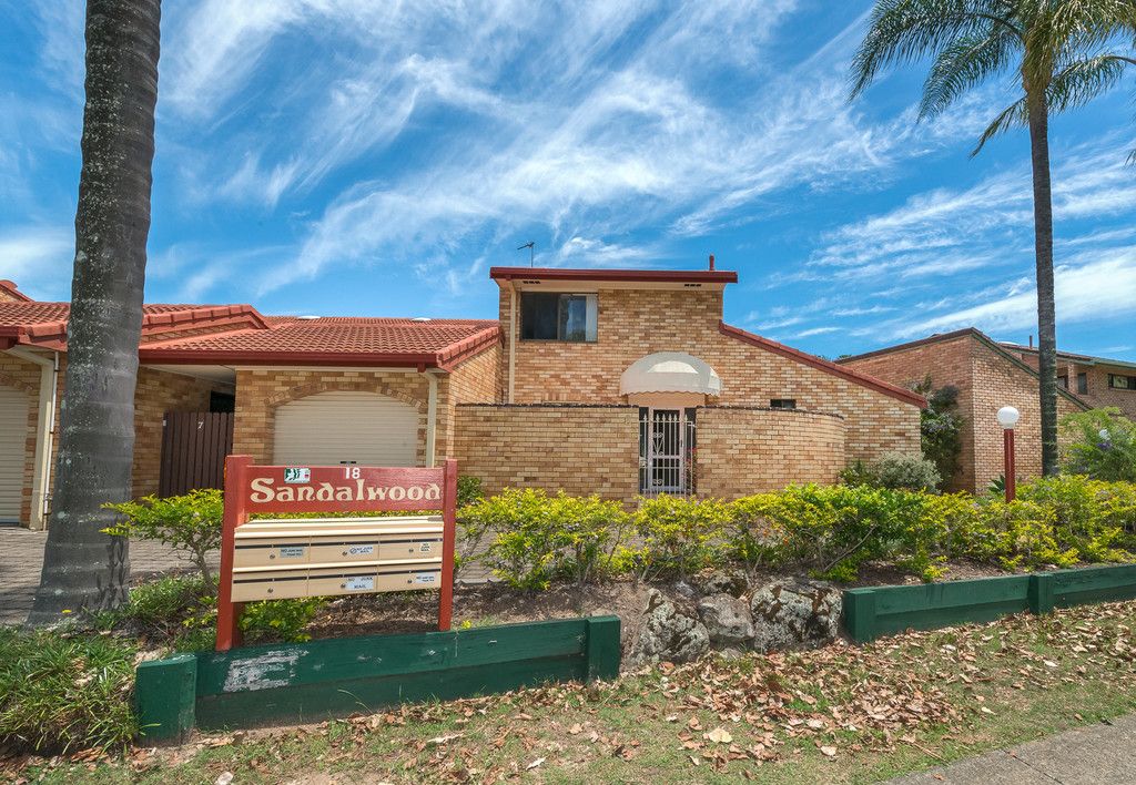 8/18 Dunlop Court, MERMAID WATERS QLD 4218 Townhouse Sold