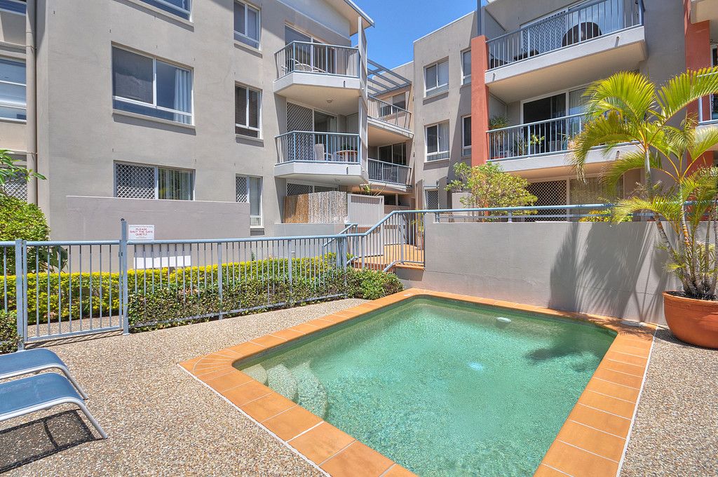 13/98100 Petrel Avenue, MERMAID BEACH QLD 4218 Apartment Sold