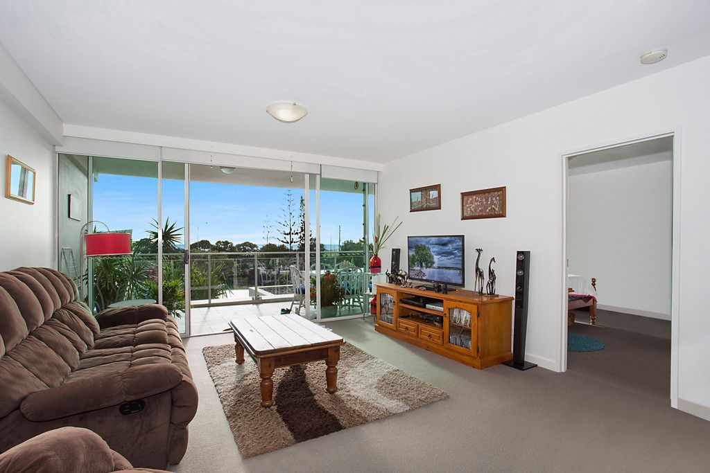3/2 Creek Street, COOLANGATTA QLD 4225 Apartment Sold