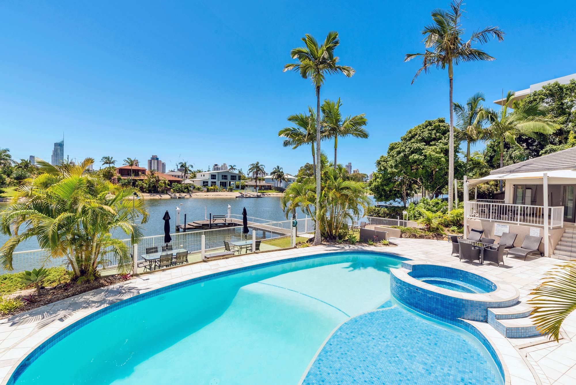 1F/11 Eady Avenue, BROADBEACH WATERS QLD 4218 House Sold
