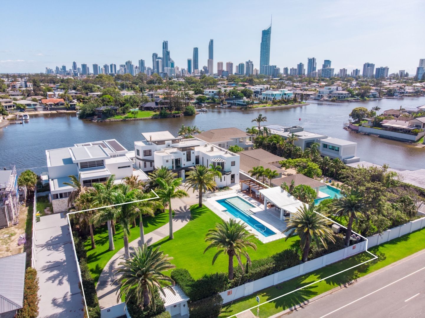 131135 Monaco Street, BROADBEACH WATERS QLD 4218 Property Information