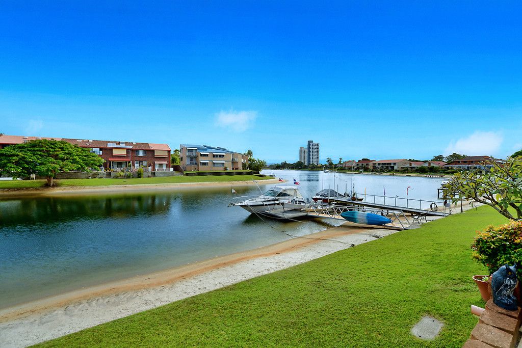 13/99 Sunshine Boulevard, MERMAID WATERS QLD 4218 Townhouse Sold