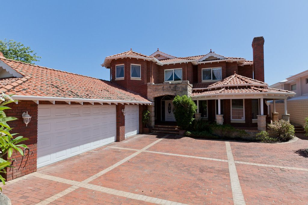 4 Cowrie Crescent, MOUNT PLEASANT WA 6153 House Sold