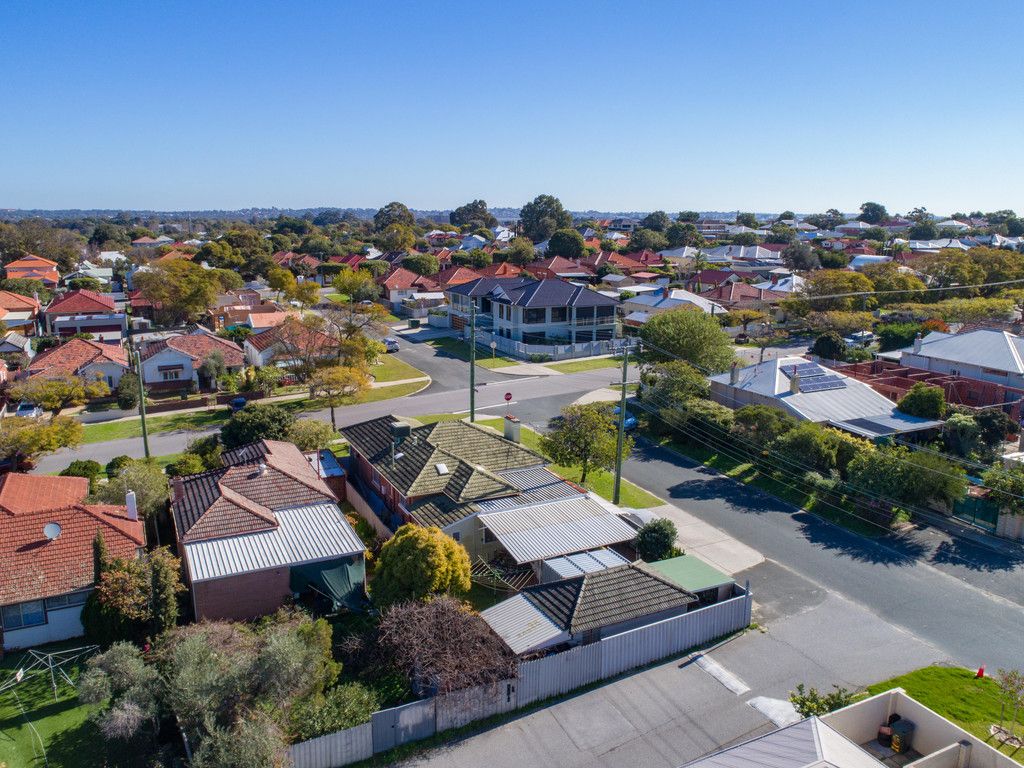 30 Matlock Street, MOUNT HAWTHORN WA 6016 House Sold