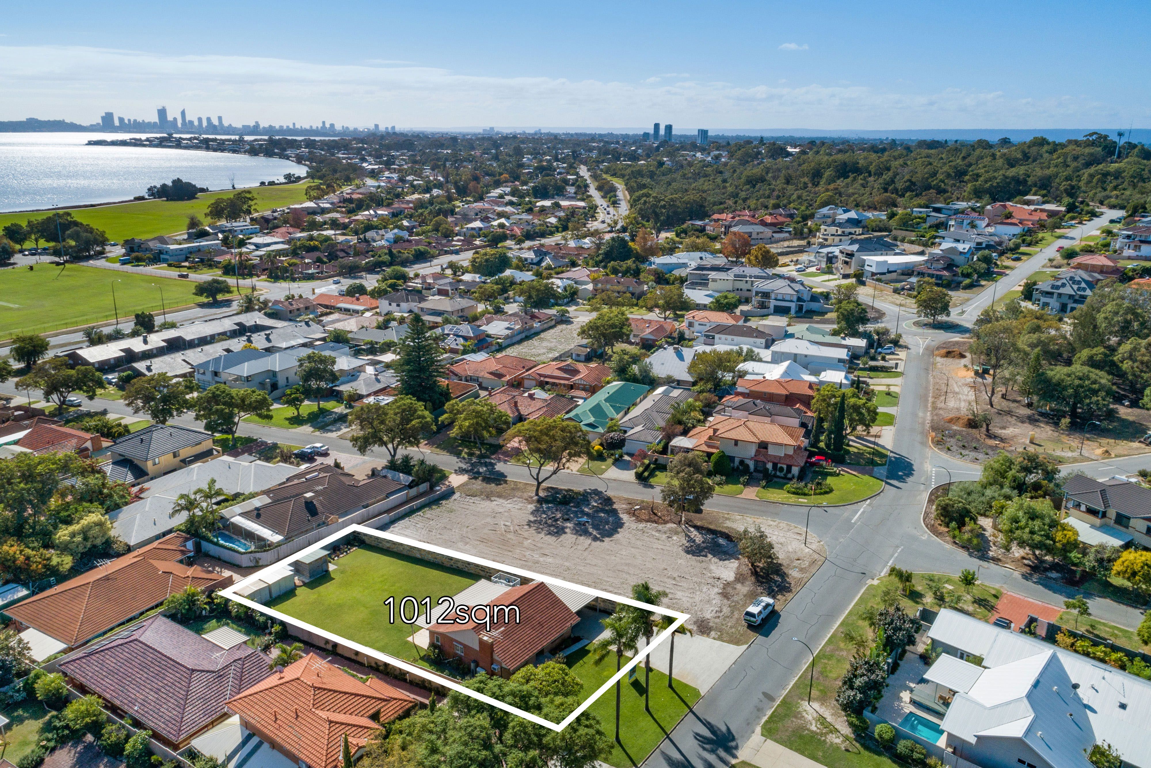 27 Doney Street, ALFRED COVE WA 6154 House Sold