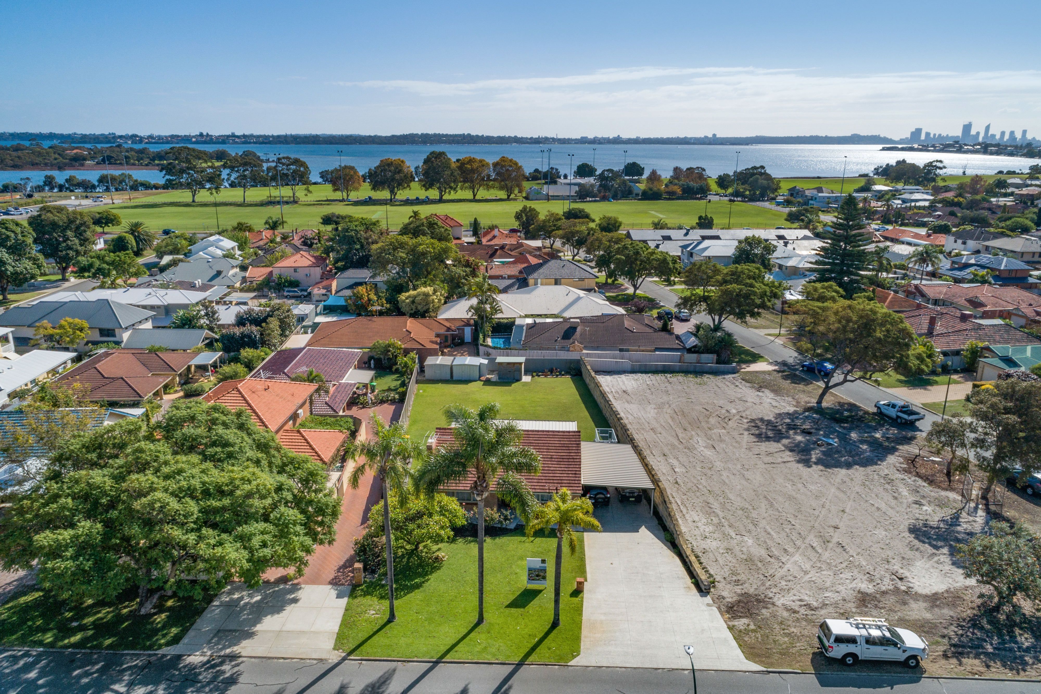 27 Doney Street, ALFRED COVE WA 6154 House Sold