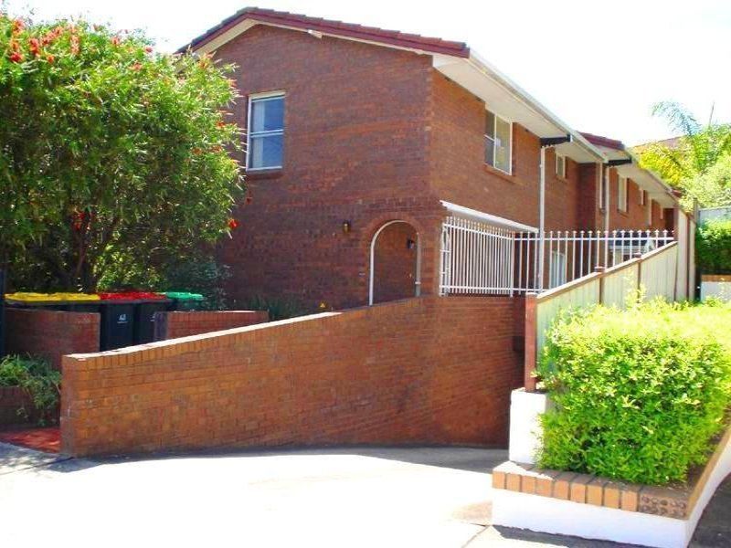 2/30a Wrights Road