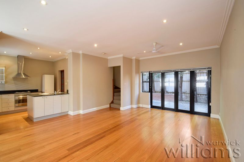 3/11aa Wrights Road