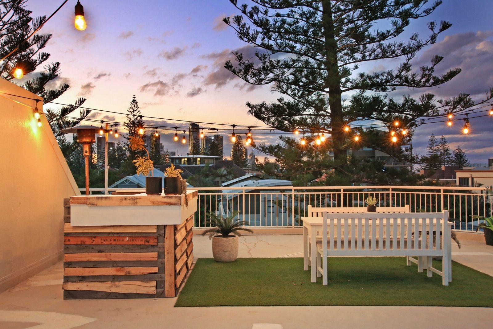 11/10 Dudley Street, Mermaid Beach QLD 4218 Apartment Leased