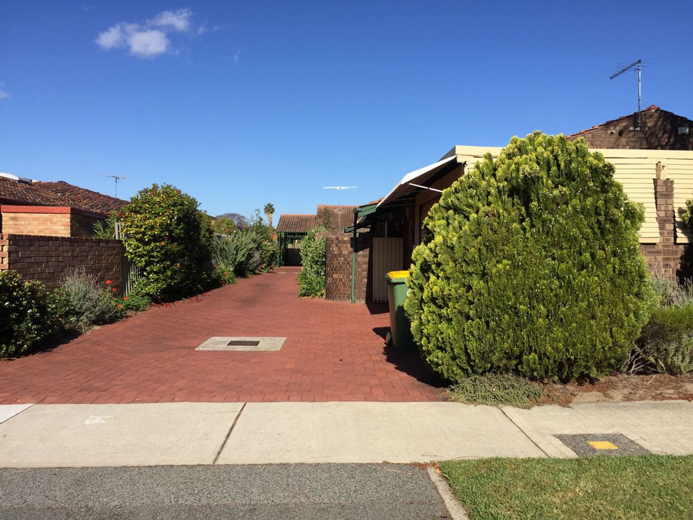 2/20 Strickland Street, SOUTH PERTH WA 6151 Apartment Leased