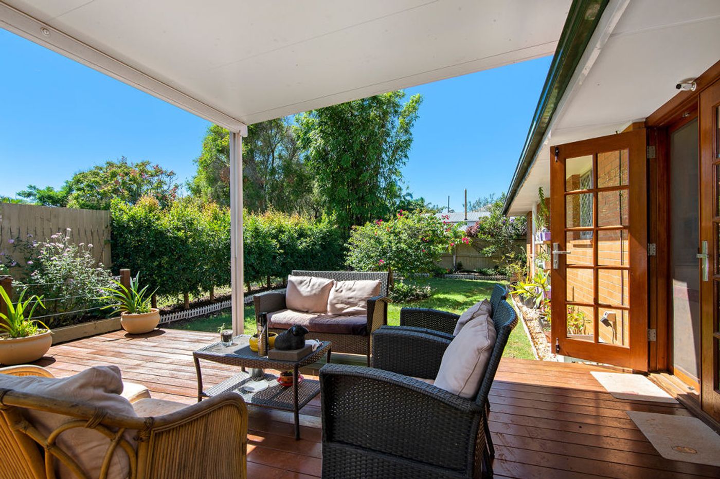 106 King Street, WOODY POINT QLD 4019 House Sold