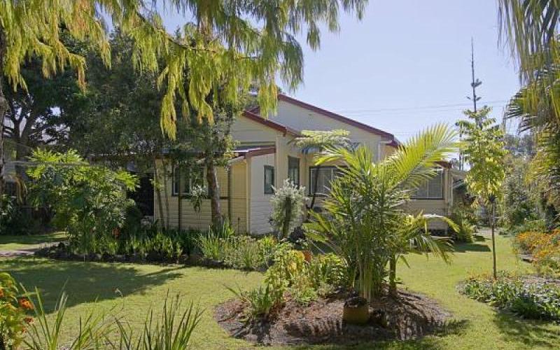 28 Carlyle Street, BYRON BAY NSW 2481 House Sold